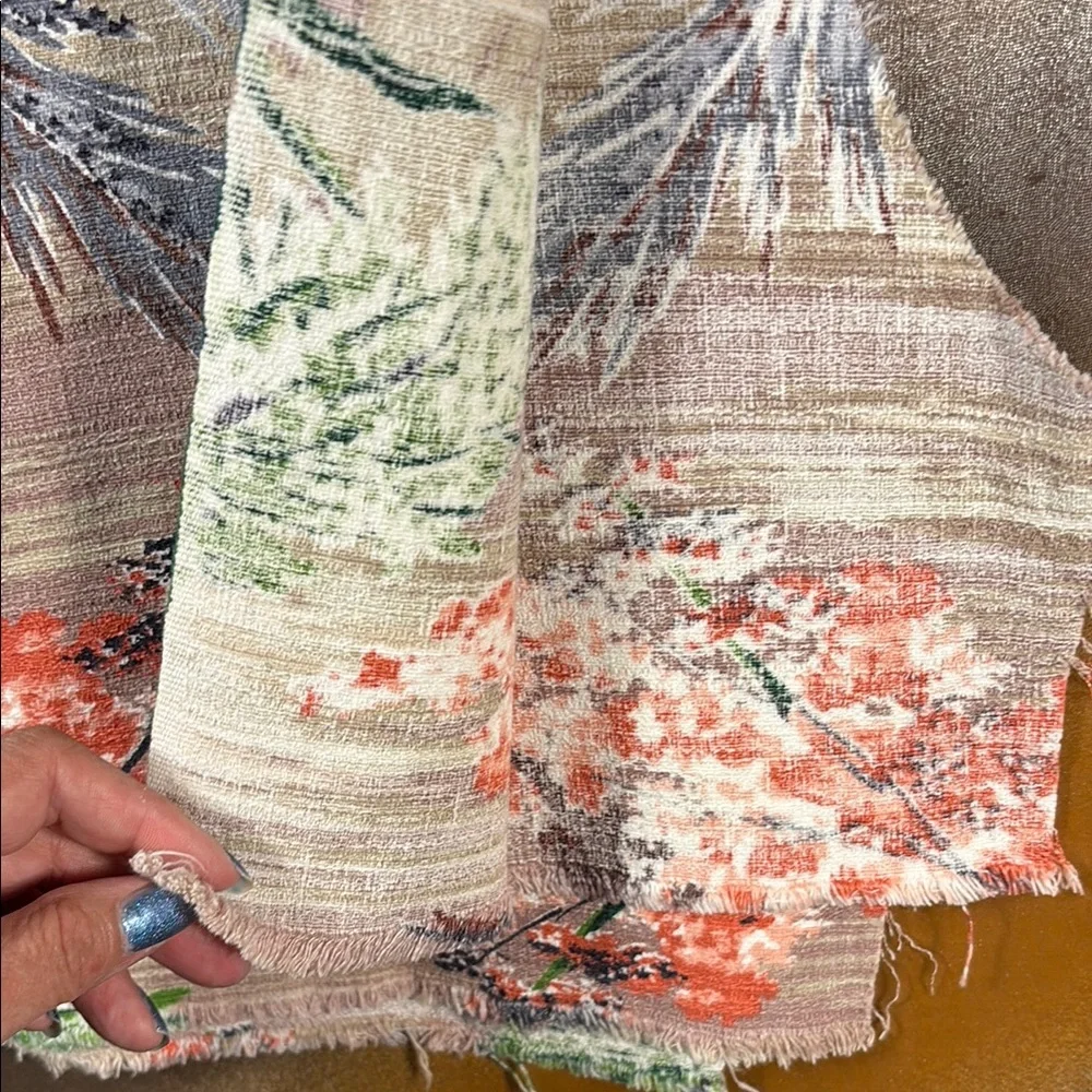 Vintage barkcloth 50’s Floral Patterned‎ Fabric 28 x 45 plus some bits D1